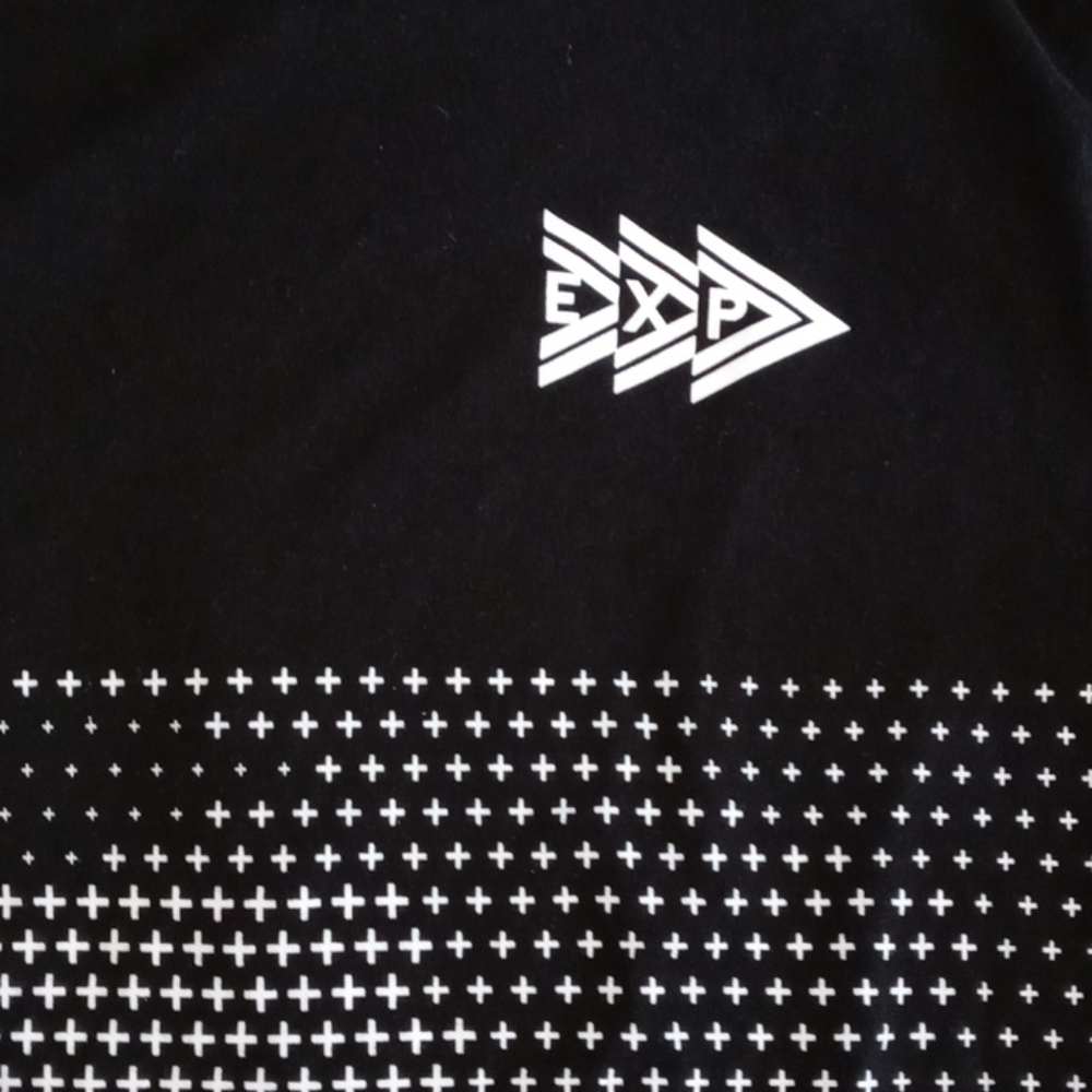 Express womens t shirt - Picture 2 of 8